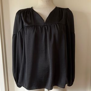 Vince Camuto Black Bohemian Satin Blouse Sz S EUC